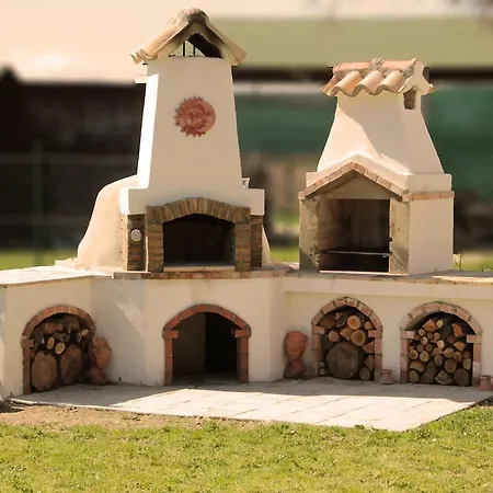 Regina Di Fiori Feriegård