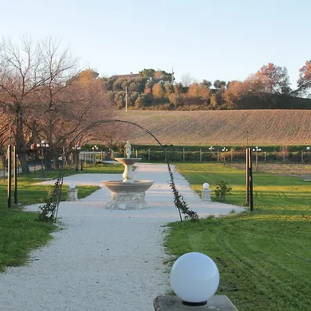 Agriturismo Regina Di Fiori Bauernhof
