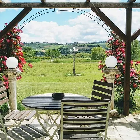 Alloggio per agriturismo Regina Di Fiori *